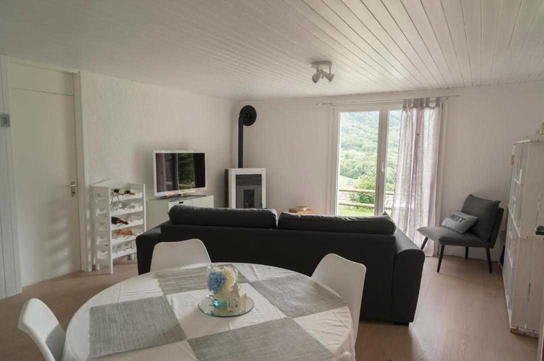 Modern Charme Studio In Chalet Villa Ponto Valentino Екстериор снимка